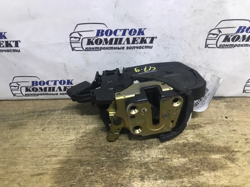 Замок дверной Nissan Lafesta 2005 B30 MR20DE перед прав