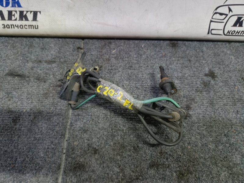 Датчик ABS Toyota Spade 2012 NCP141 1NZ-FE перед лев