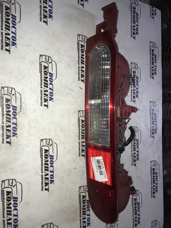 Фонарь стоп-сигнала Nissan Cube 2009 Z12 HR15DE лев