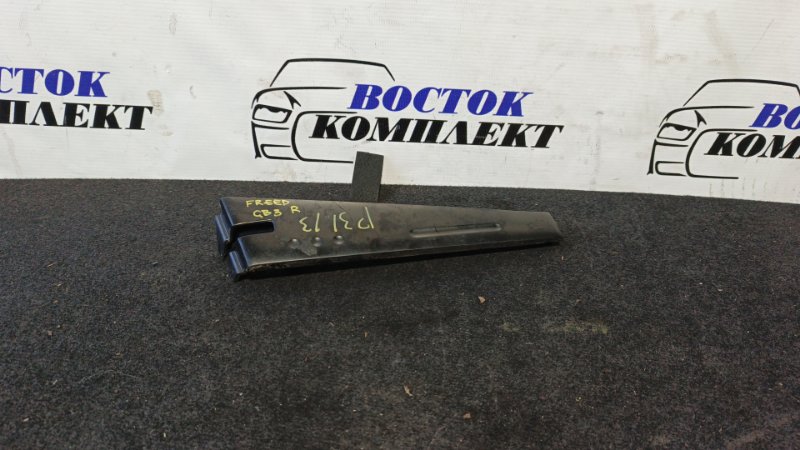 Молдинг на крышу Honda Freed 2008 GB3 L15A прав