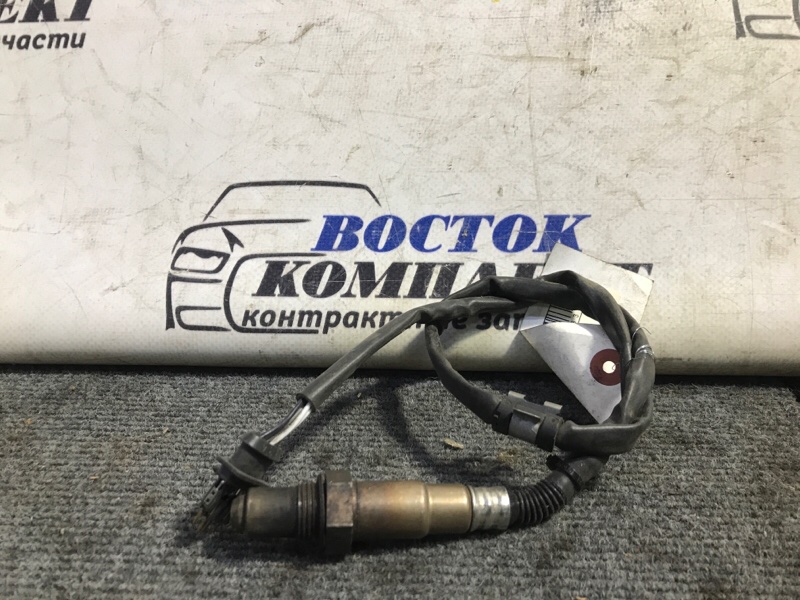 Датчик кислородный Volkswagen Golf  CAVD