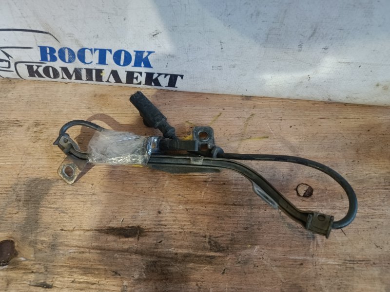 Датчик ABS Subaru Legacy BP5 EJ20 зад прав