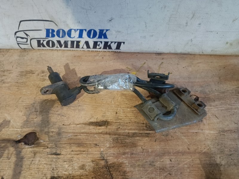 Датчик ABS Subaru Forester SF5 EJ20 перед лев