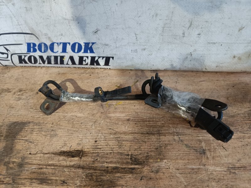 Датчик ABS Subaru Legacy BL5 EJ20 зад лев