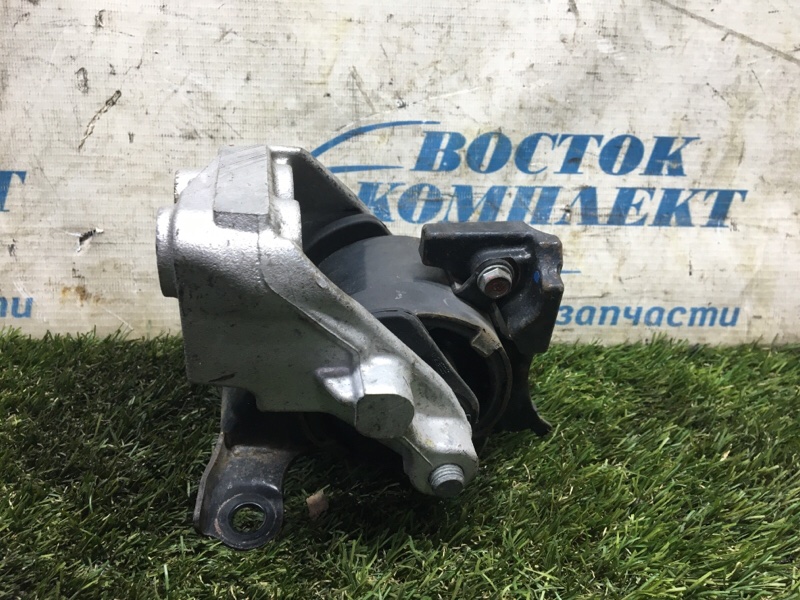 Подушка двигателя Honda Stream 2006 RN1 D17A перед прав