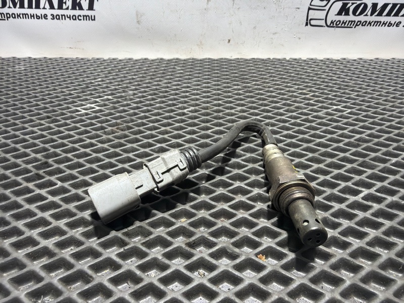 Датчик кислородный Toyota Voxy AZR60G 1AZ-FSE