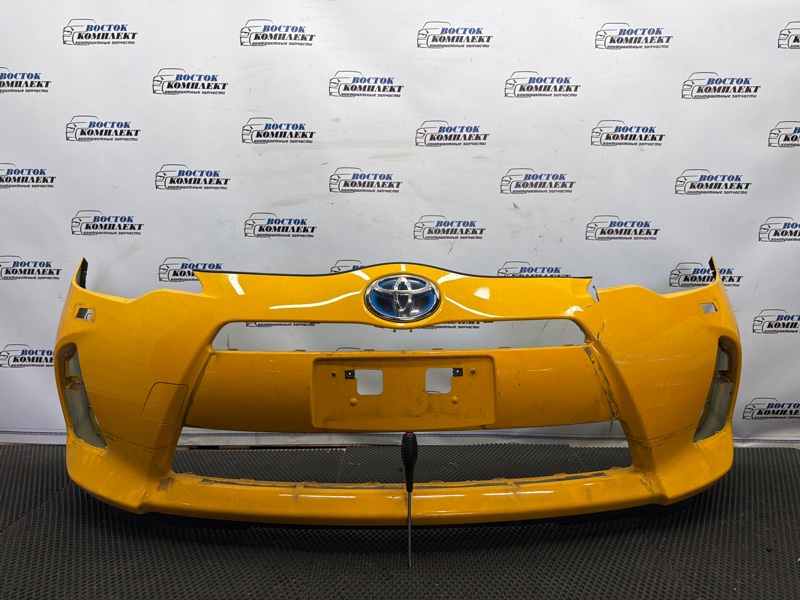 Бампер Toyota Aqua 2012 NHP10 1NZ-FXE перед