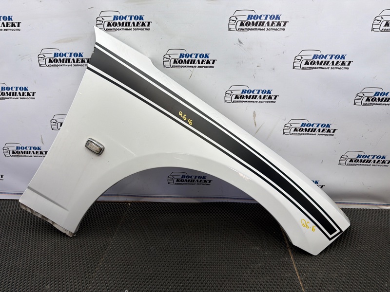 Крыло Dodge Charger 2012 LX EGG перед прав