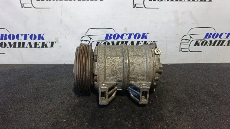 Компрессор кондиционера Nissan Serena 2002 TC24 QR20DE