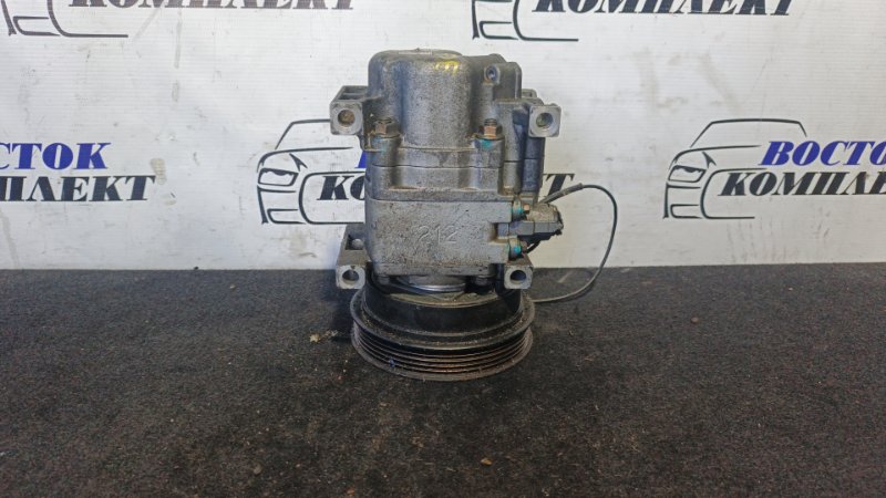 Компрессор кондиционера Mazda Premacy CP8W FP-DE