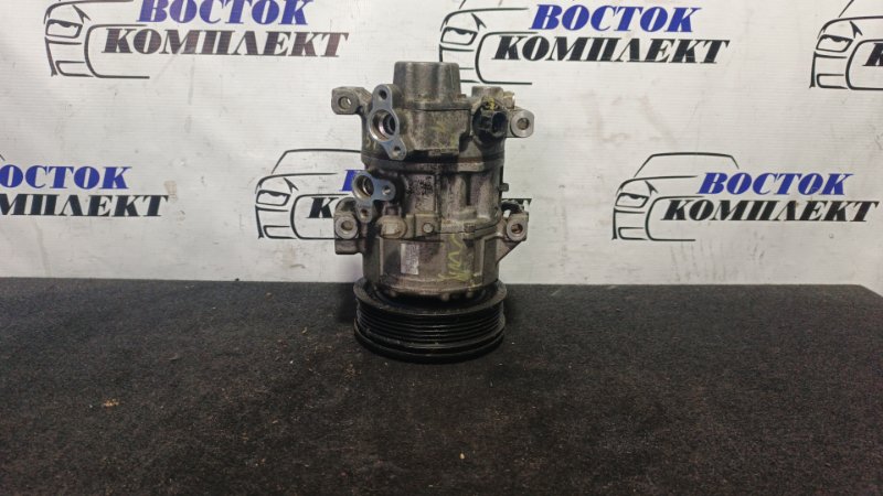 Компрессор кондиционера Toyota Wish ZNE14G 1ZZ-FE