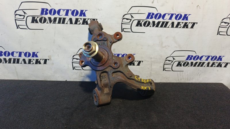 Цапфа Honda Stream RN3 K20A зад лев
