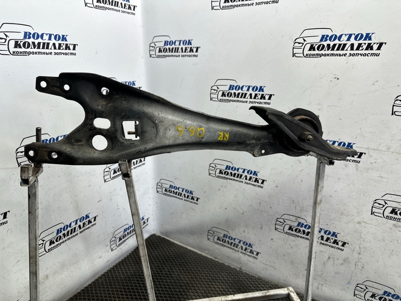 Рычаг подвески Honda Stepwgn 1999 RF1 B20B зад прав