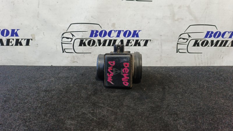 Датчик расхода воздуха Mazda Demio DW3W B3E
