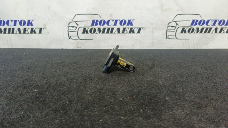 Датчик расхода воздуха Toyota Avensis AZT251 2AZ-FSE