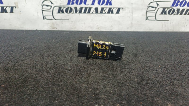 Датчик расхода воздуха Nissan Serena FC26 MR20DD