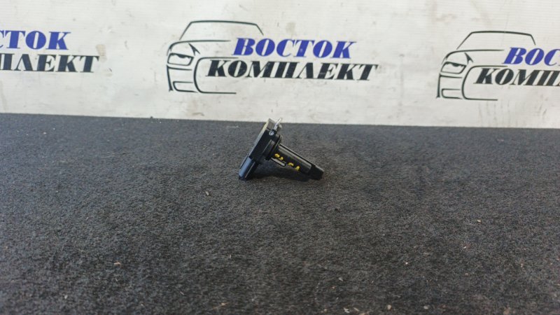Датчик расхода воздуха Toyota Prius ZVW30 2ZR-FXE