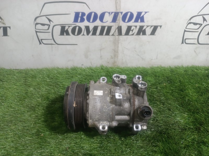 Компрессор кондиционера Toyota Voxy 2011 ZRR70G 3ZR-FAE