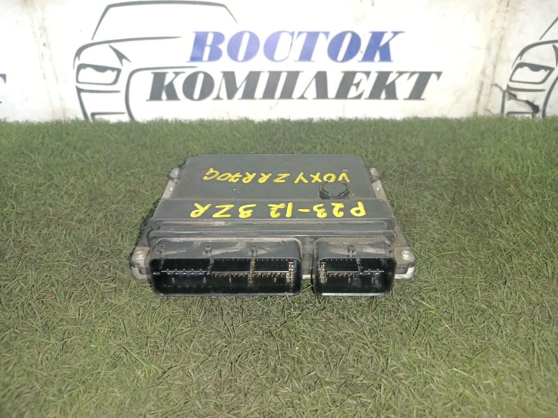 Блок управления ДВС Toyota Voxy 2011 ZRR70G 3ZR-FAE