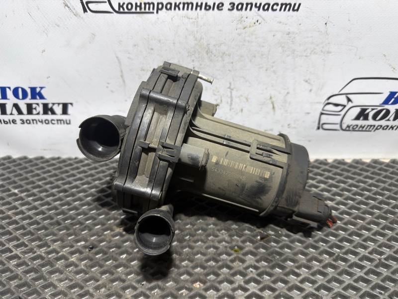 Насос вакуумный Volkswagen Golf IV 2003 AUM