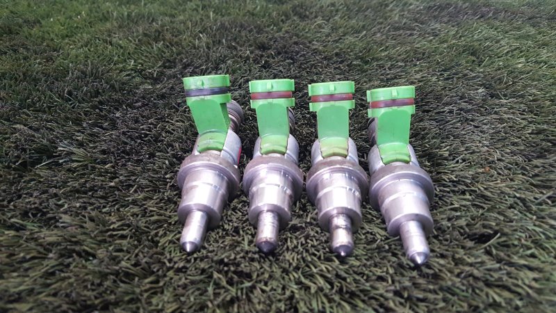 Форсунка топливная Toyota Wish ANE10G 1AZ-FSE