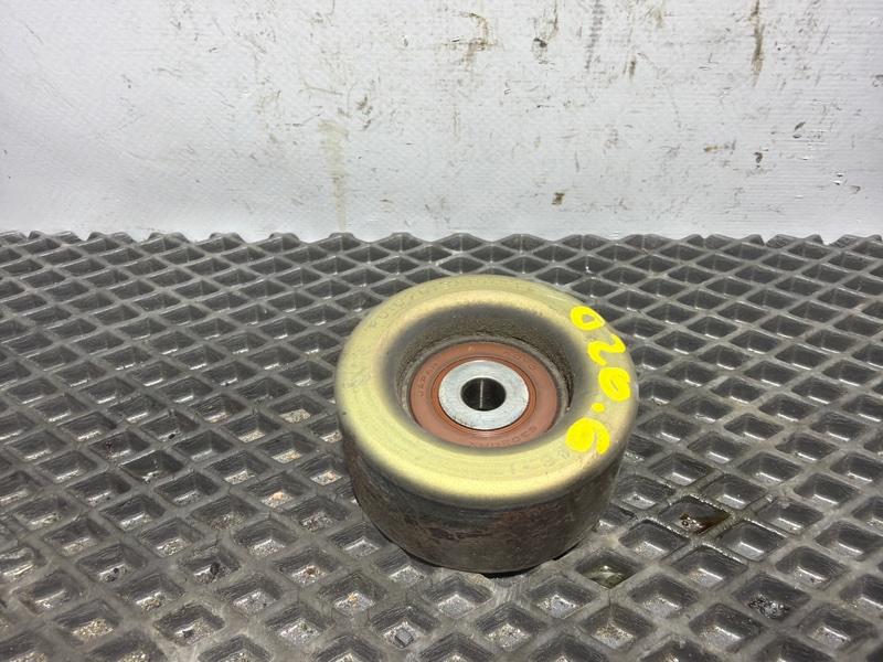 Ролик обводной приводного ремня Toyota Crown GRS180 4GR-FSE