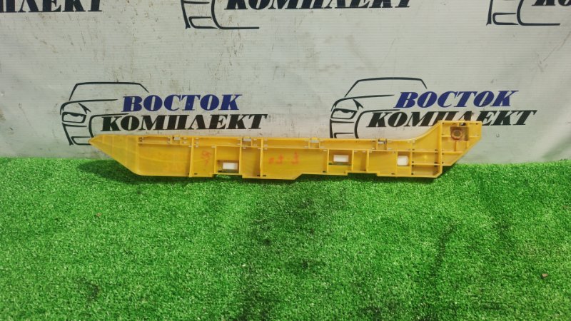 Клипса бампера Honda Odyssey RA6 F23A зад лев
