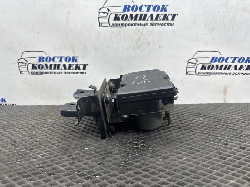 Блок ABS Nissan Serena GFC27 MR20DD