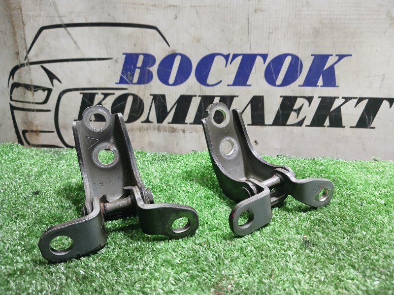 Петля двери Honda Civic 2009 FD3 LDA перед лев