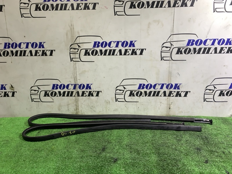 Молдинг крыши Honda Shuttle 2015 GP8 LEB