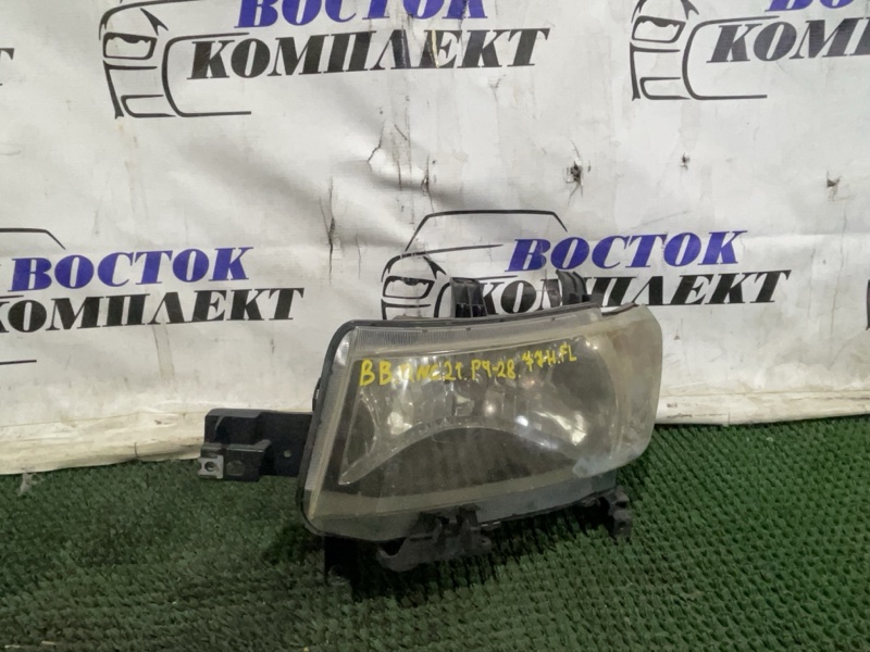 Фара Toyota BB QNC21 3SZ-VE лев