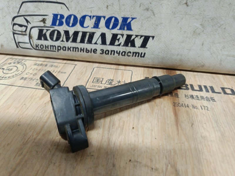 Катушка зажигания Toyota Isis 2005 ANM10W 1AZ-FSE
