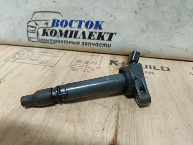 Катушка зажигания Toyota Vitz NSP130 1NR-FE
