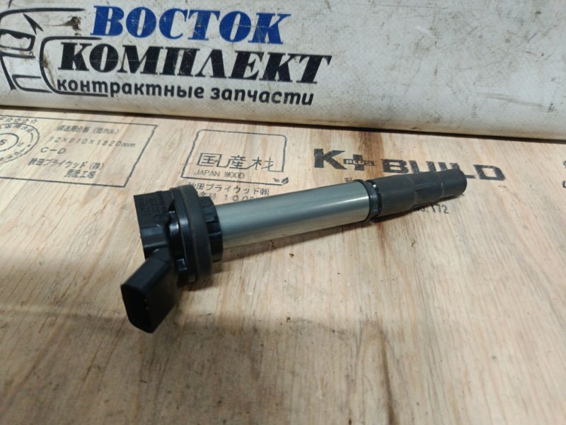 Катушка зажигания Toyota Voxy 2008 ZRR70W 3ZR-FAE