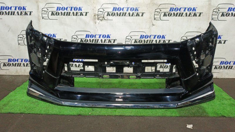Бампер Toyota Voxy ZWR80G 2ZR-FXE перед