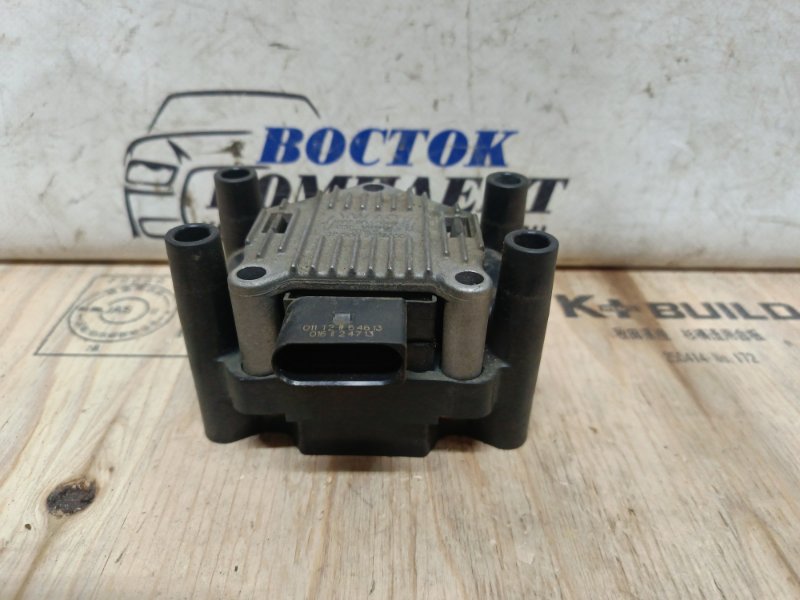 Катушка зажигания Volkswagen Golf  CBZ