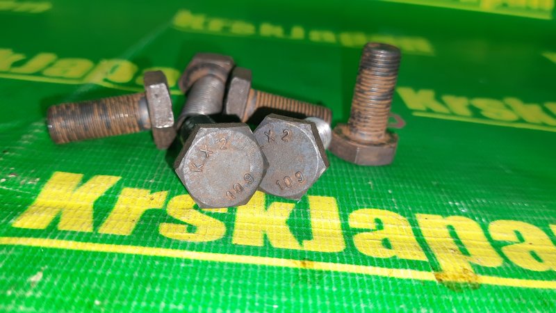 Болт маховика Ford Fiesta CBX FXJA