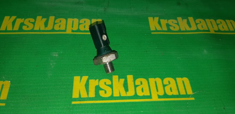 Запчасть датчик давления масла Skoda Yeti 2011 5L CBZB 03C919081 контрактная Датчик давления масла Skoda Yeti 2011 5L CBZB 03C919081 контрактная