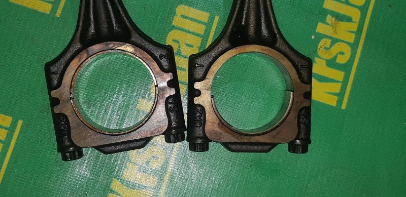 Поршень с шатуном Yeti 2011 5L CBZB