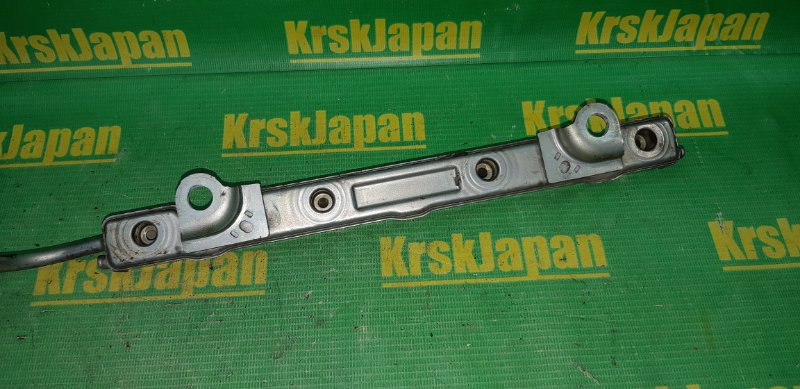 Топливная рейка Corolla 2011 ZRE151L 1ZR-FE