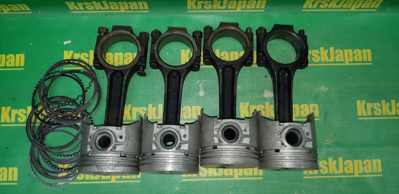 Поршень с шатуном Lada 2104 1992 2101-1004050 контрактная