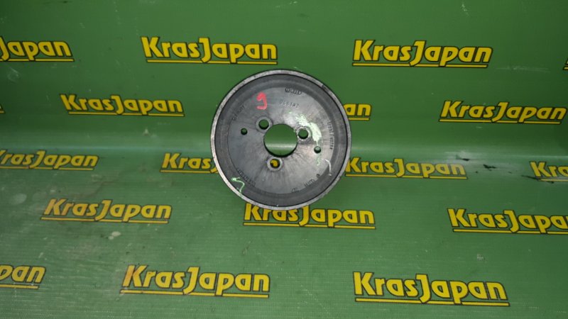 Запчасть шкив помпы Audi A4 2007 B7 059121031J контрактная Шкив помпы Audi A4 2007 B7 059121031J контрактная