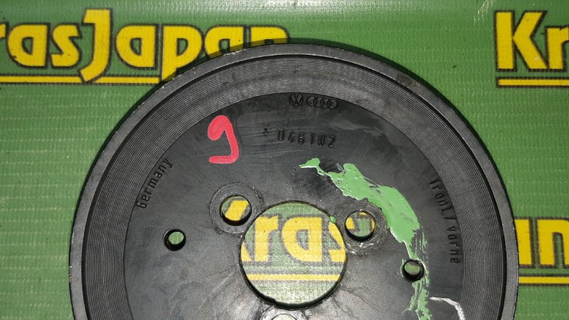 Шкив помпы A4 2007 B7 Шкив помпы A4 2007 B7
