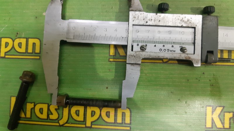 Болт шатуна Touareg 2009 7L6 CASA Болт шатуна Touareg 2009 7L6 CASA