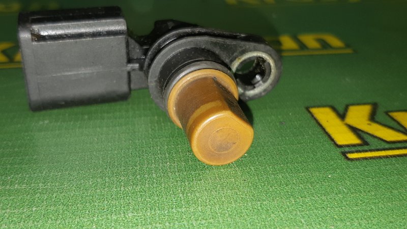 Датчик положения распредвала Audi A6