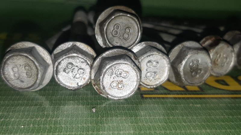 Болт Opel Antara L07 A24XE