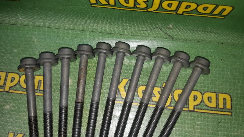 Болт головки блока цилиндров Volkswagen Golf 1J1 AXP