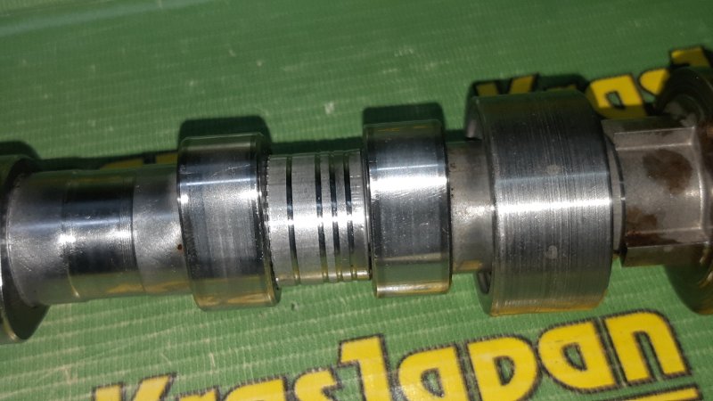 Распредвал впускной Golf 2002 1J1 AXP