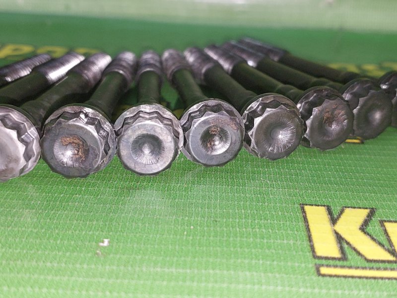 Болт бугеля коленвала Rav4 2005 ACA21 1AZ-FE Болт бугеля коленвала Rav4 2005 ACA21 1AZ-FE