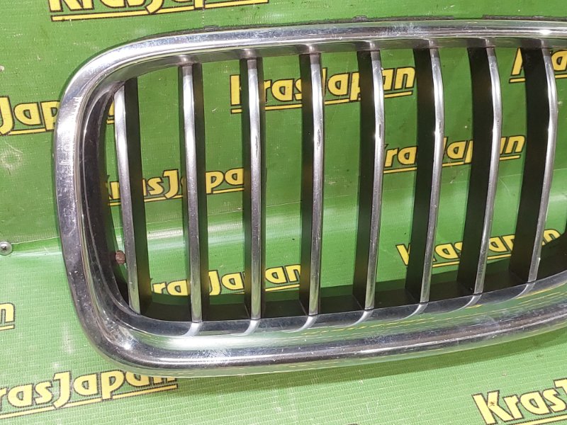Решетка радиатора левая 5-SERIES 2010 F10 N57D30A